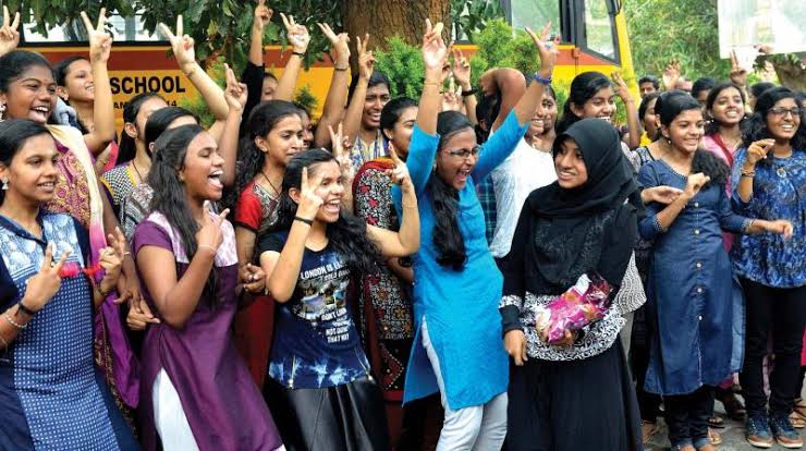 പ്ലസ് വണ്‍ പ്രവേശനത്തിന്എയ്ഡഡ് സ്‌കൂളുകളില്‍ കമ്യൂണിറ്റി ക്വാട്ട