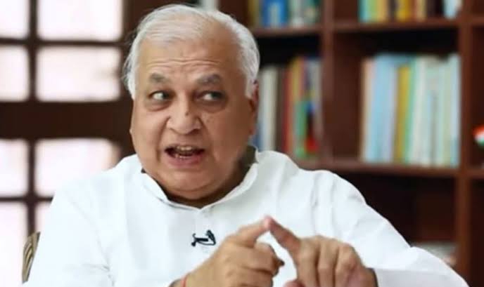 സർവകലാശാലകൾ കുറ്റമറ്റ ഓൺലൈൻ പരീക്ഷാ സംവിധാനം ഒരുക്കണം: ഗവർണർ