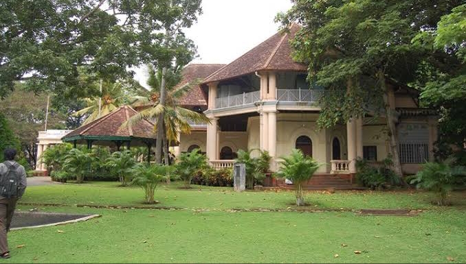 പി.ജി.ഡിപ്ലോമ ഇൻ പബ്ലിക് റിലേഷൻസ് ആന്റ് ടൂറിസം