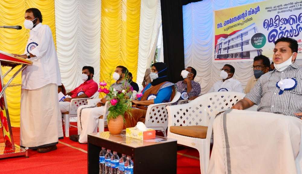 വാക്സിനെടുക്കാത്ത അധ്യാപകർ മാറി നിൽക്കണം: മന്ത്രി വി.ശിവൻകുട്ടി