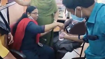 വിദ്യാർത്ഥിയിൽ നിന്ന് ഒന്നരലക്ഷം കൈക്കൂലി: അറസ്റ്റിലായ സർവകലാശാല ജീവനക്കാരിയെ സസ്‌പെൻഡ് ചെയ്തു