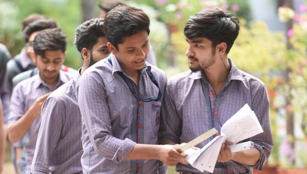 സിബിഎസ്ഇ 10,12 ക്ലാസുകളിലെ ബോർഡ് പരീക്ഷാ ടൈംടേബിൾ ഡിസംബറിൽ