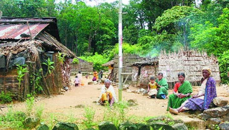 മുതുവാൻ ഭാഷയിൽ നിന്ന് മലയാളത്തിലേക്ക്: \’പഠിപ്പുറസി\’ ഇടമലക്കുടിയിൽ വിജയം