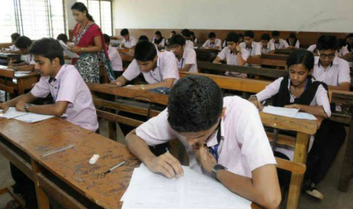 ഹയർ സെക്കന്ററി വാർഷിക പരീക്ഷകൾ നടത്താൻ പണമില്ല: പണം സ്കൂൾ അക്കൗണ്ടിൽ നിന്നെടുക്കാൻ നിർദേശം