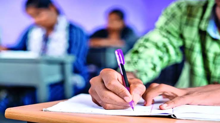 എസ്എസ്എൽസി പരീക്ഷാഫലം വൈകും:മൂല്യനിർണ്ണയം ഇന്ന് തുടങ്ങി