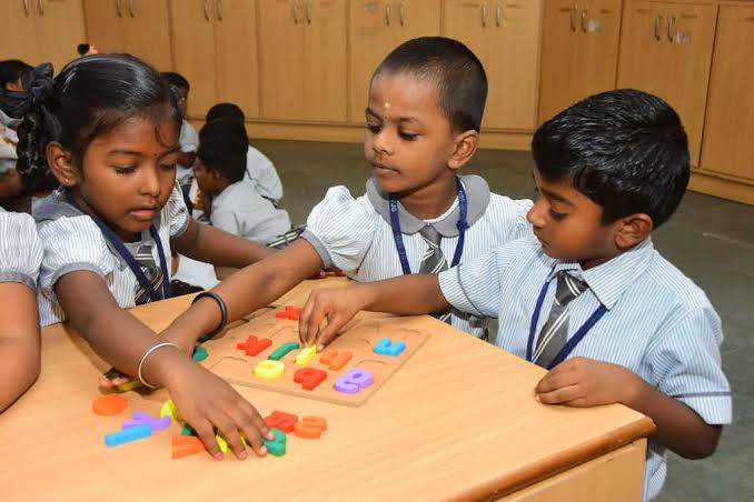 ഒന്നാം ക്ലാസ് പ്രവേശനത്തിന് 6 വയസ്; സിബിഎസ്ഇ സ്കൂളുകളില്‍ അടുത്ത അധ്യയന വർഷം തന്നെ നടപ്പാക്കും