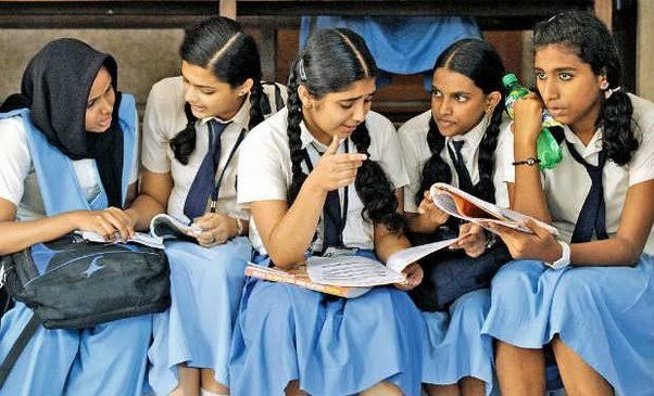 സ്കൂളുകളിൽ ഓൾ പാസ് സമ്പ്രദായം തുടരും: പഠിക്കാത്തവർക്ക് മെയ് അവസാനം നിലവാരപ്പരീക്ഷ