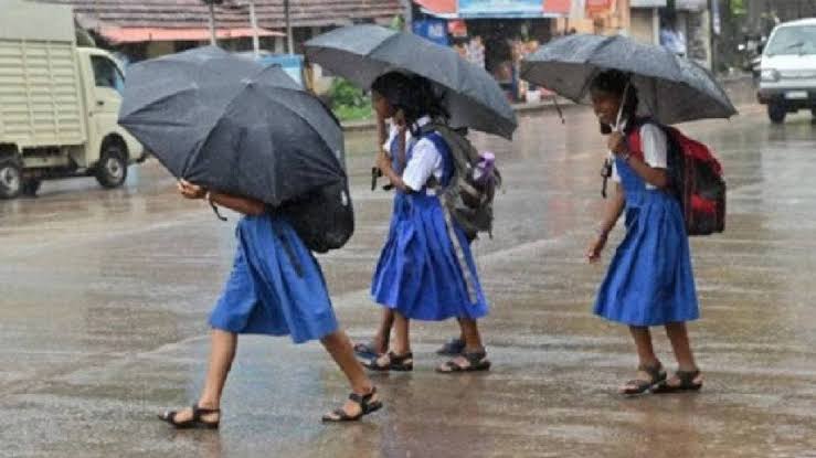 7 ജില്ലകളിൽ അവധി: മഴ ശക്തമാകും
