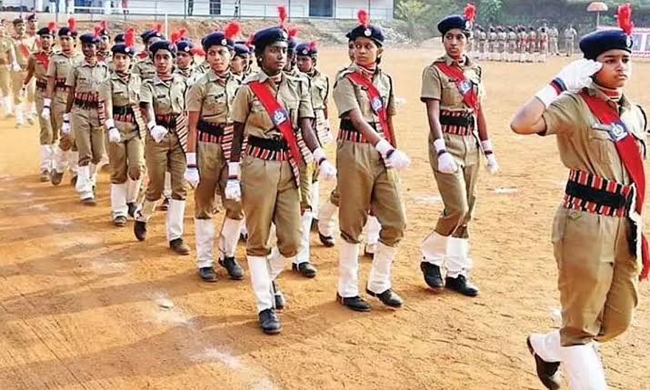 സ്കൂളുകളിലെ സ്റ്റുഡന്റ് പോലീസ് കേഡറ്റുകൾക്ക് യൂണിഫോം സർവിസുകളിലെ നിയമനത്തിന് വെയിറ്റേജ്: മന്ത്രിസഭയുടെ അംഗീകാരം
